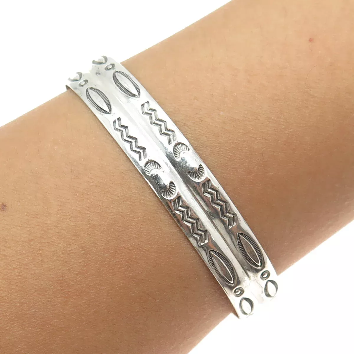 BELL TRADING POST Old Pawn Sterling Silver Southwestern Adjustable Bracelet 6.5