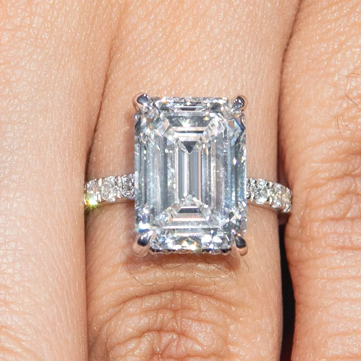 Lab-Grown Diamond Side Stone Engagement Ring – Emerald Cut | 14K Gold | IGI Certified