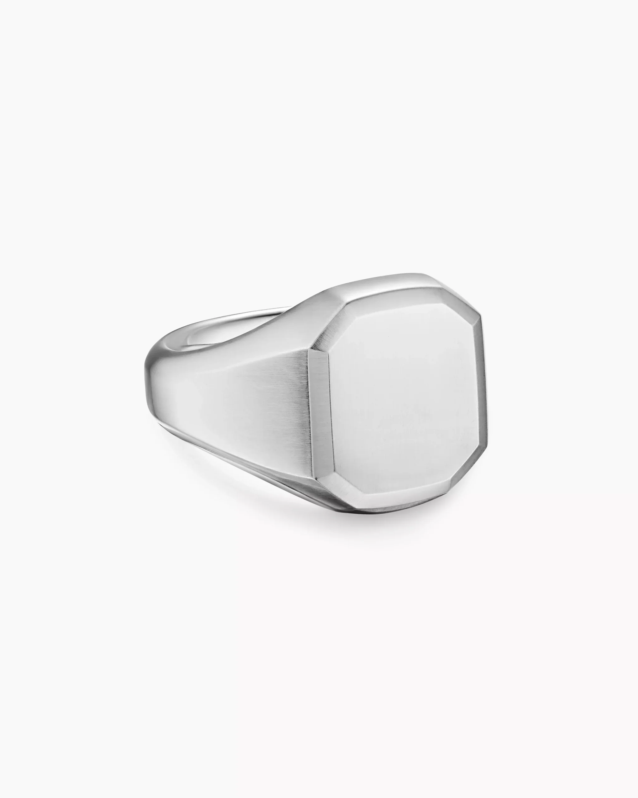 Streamline Signet Ring Platinum, 18mm